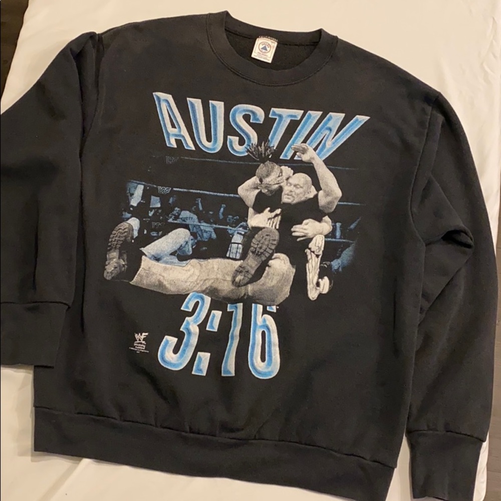 “Stone Cold” Steve Austin ‘98 L sweatshirt